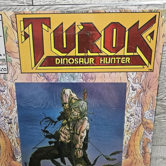 Turok Dinosaur Hunter #1 Valiant Comics Comic Book RARE FOIL COVER - Picture 3 of 6